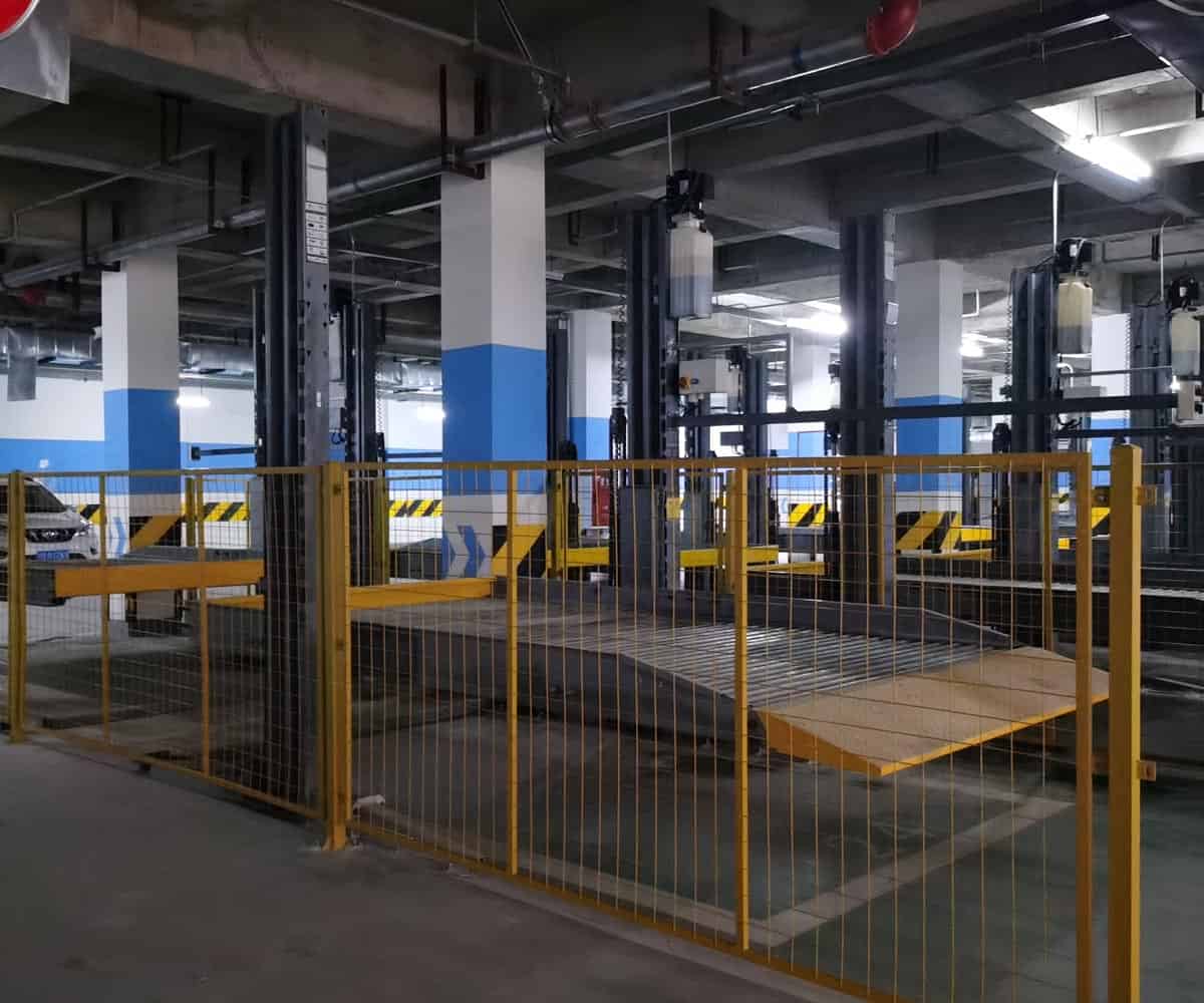 地下室四柱簡易升降立體停車設備